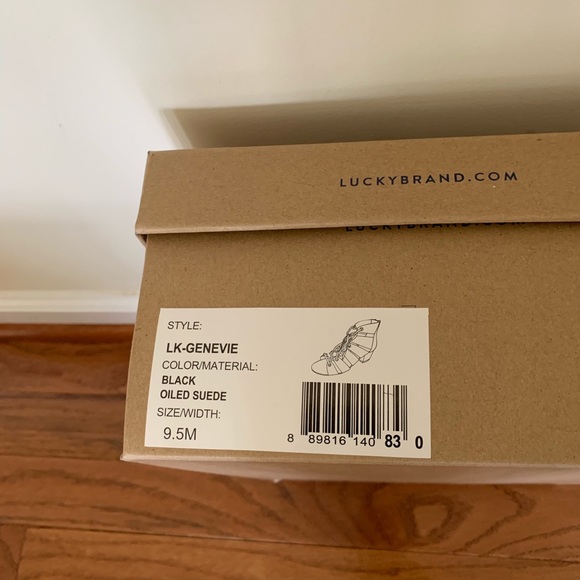 Shoes - Picture 4 of 4